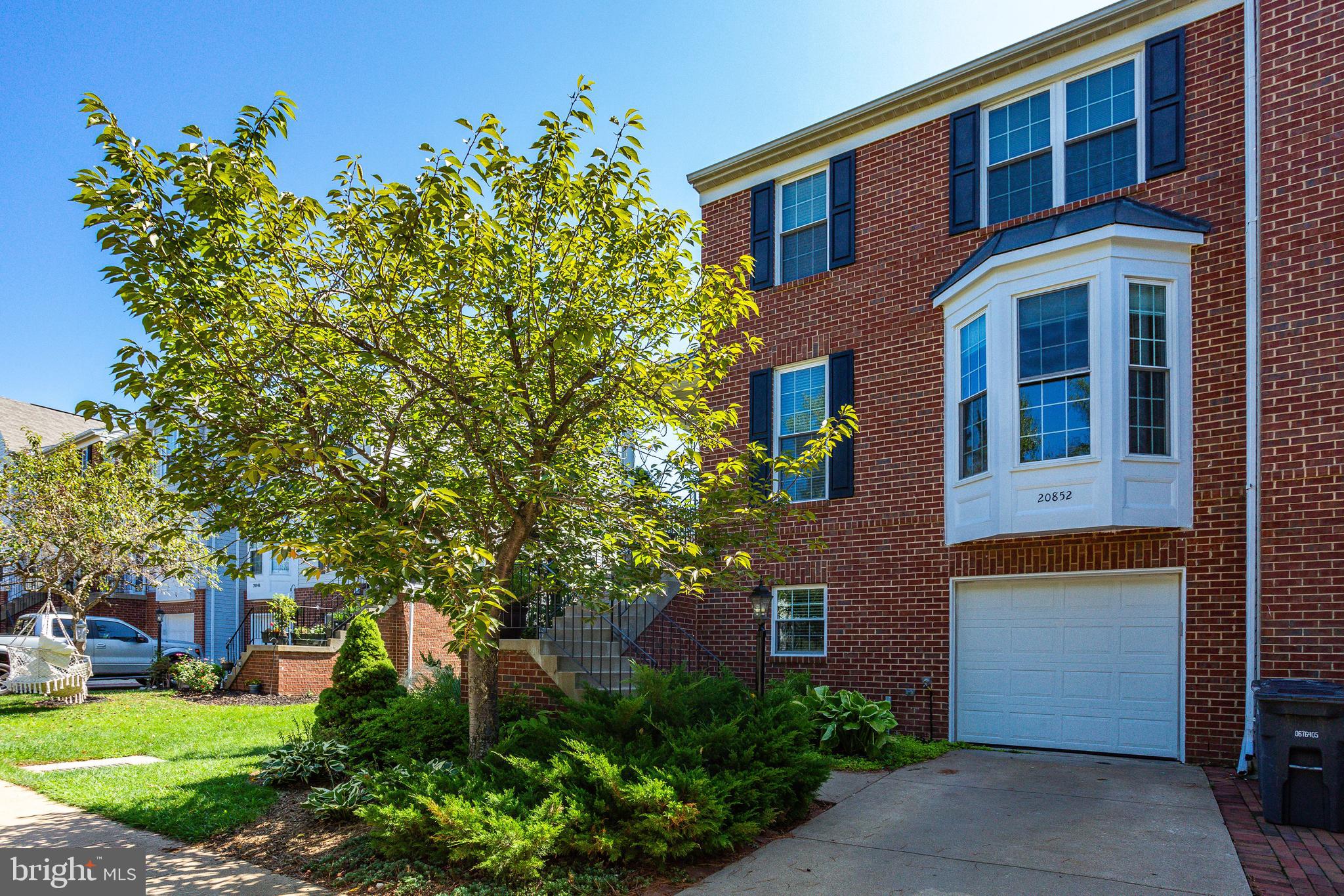 GREAT FALLS CHASE - Residential