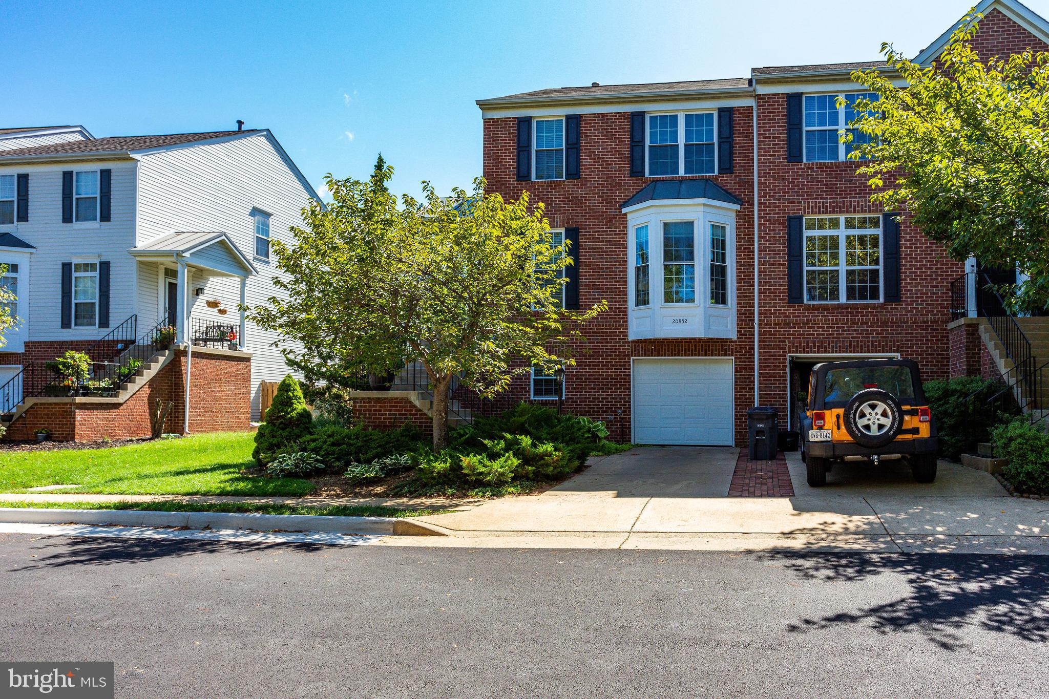 GREAT FALLS CHASE - Residential