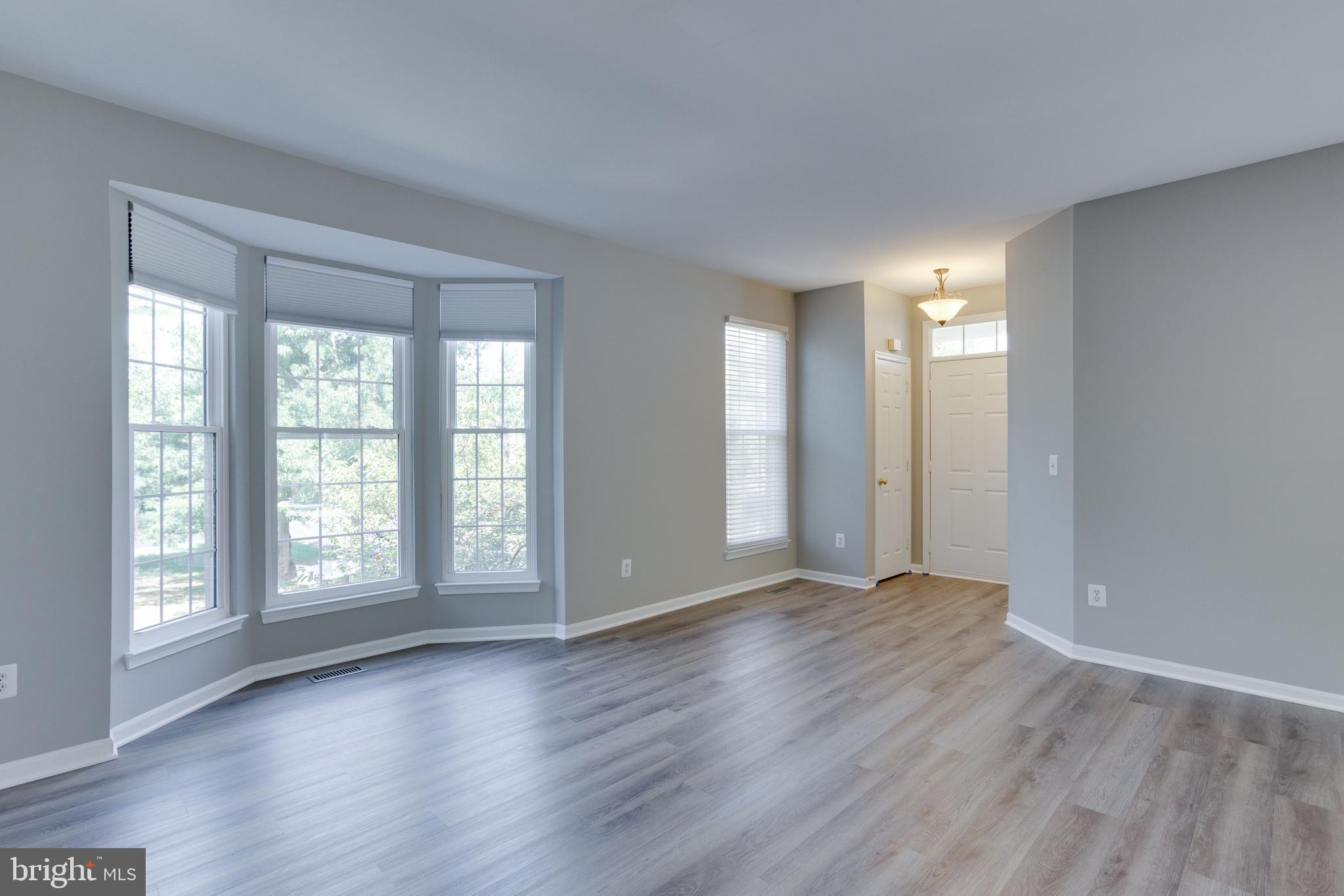 GREAT FALLS CHASE - Residential