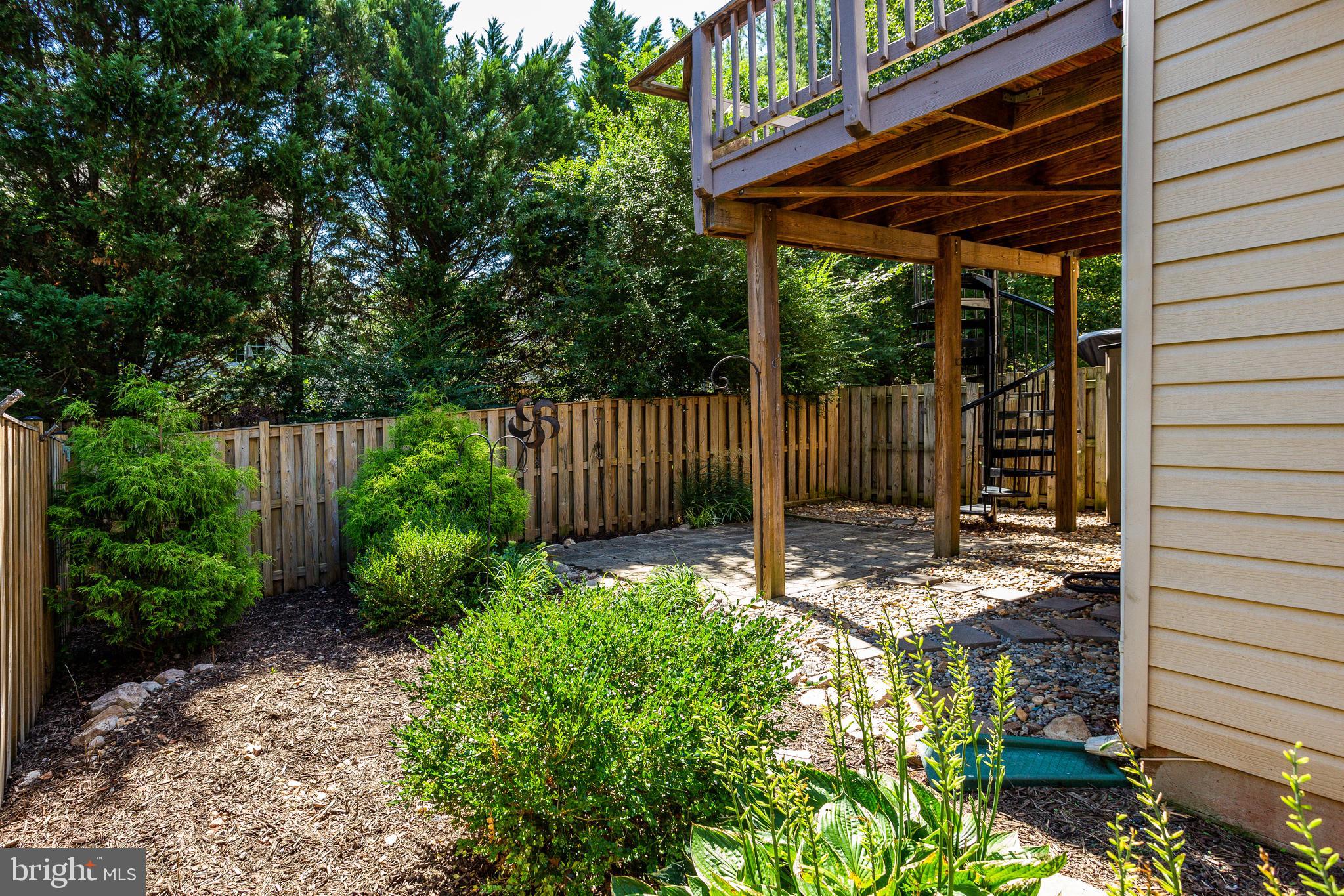 GREAT FALLS CHASE - Residential