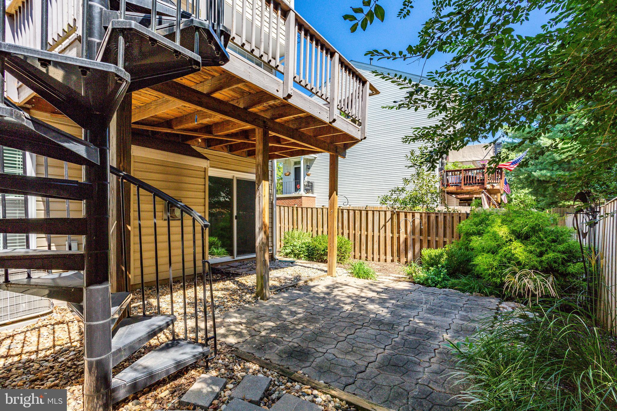 GREAT FALLS CHASE - Residential