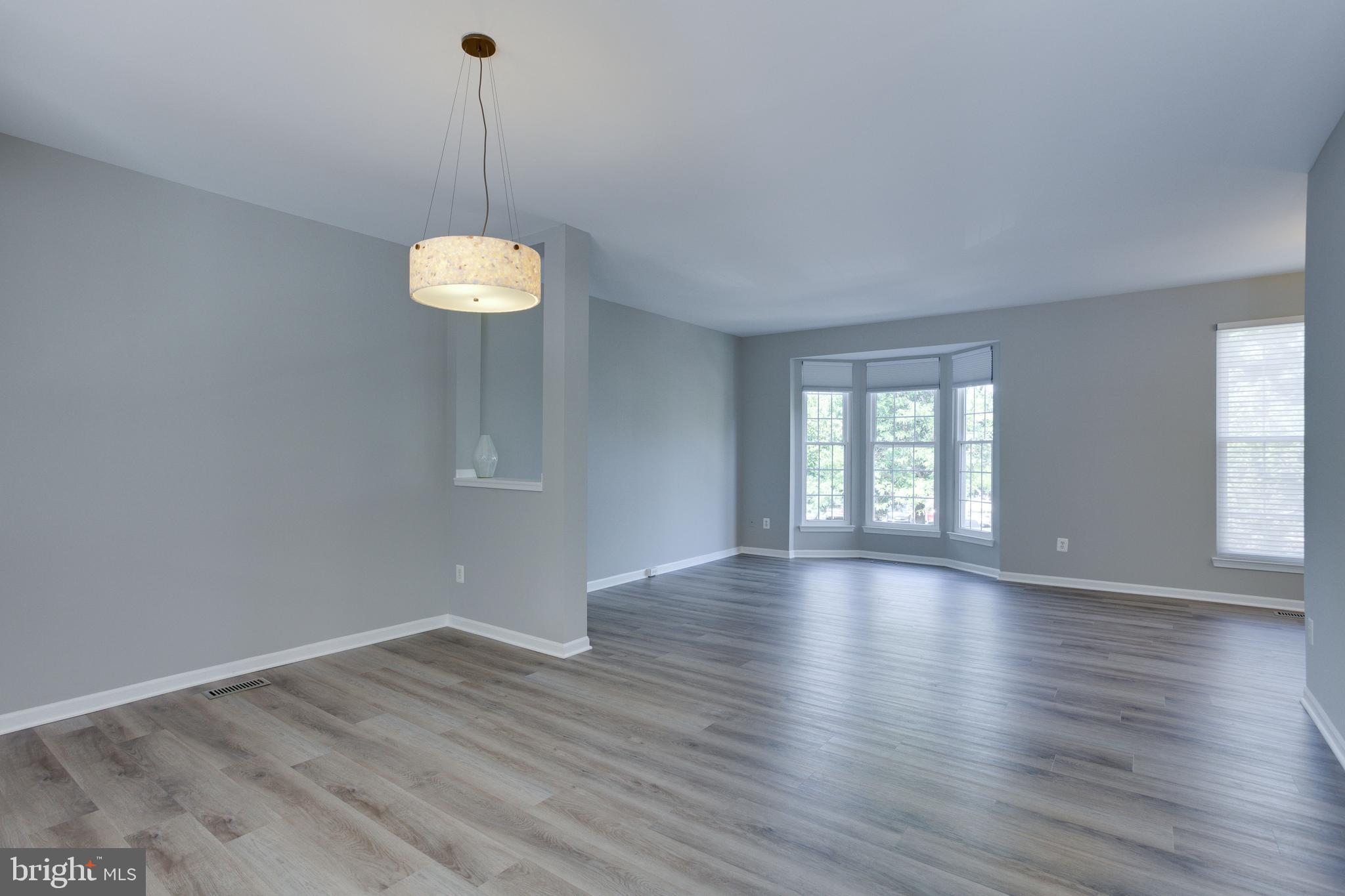 GREAT FALLS CHASE - Residential