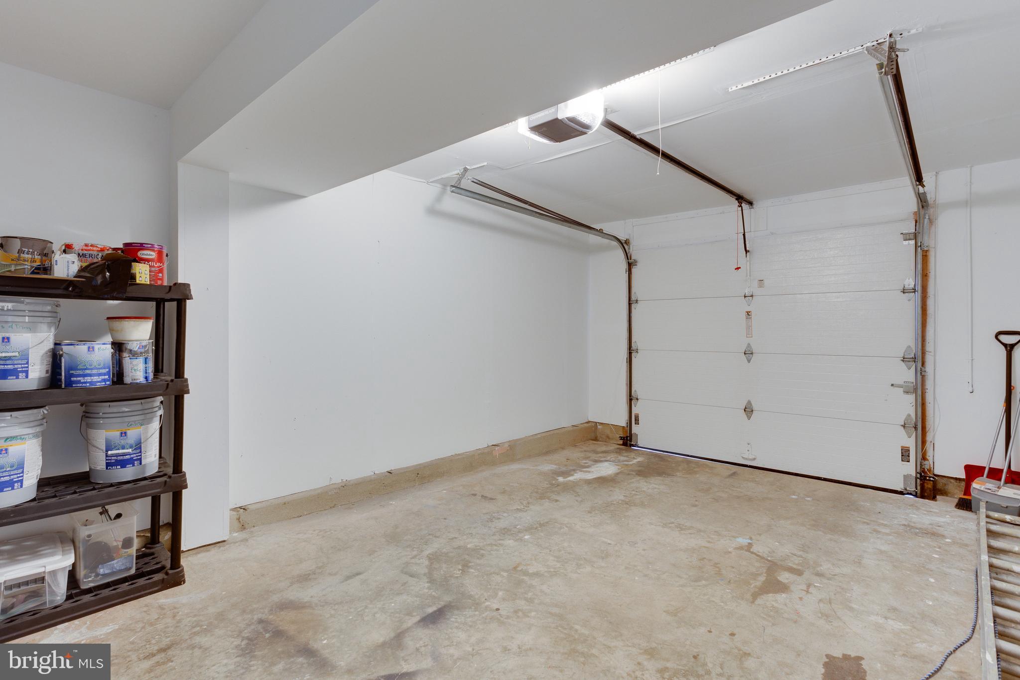 GREAT FALLS CHASE - Residential