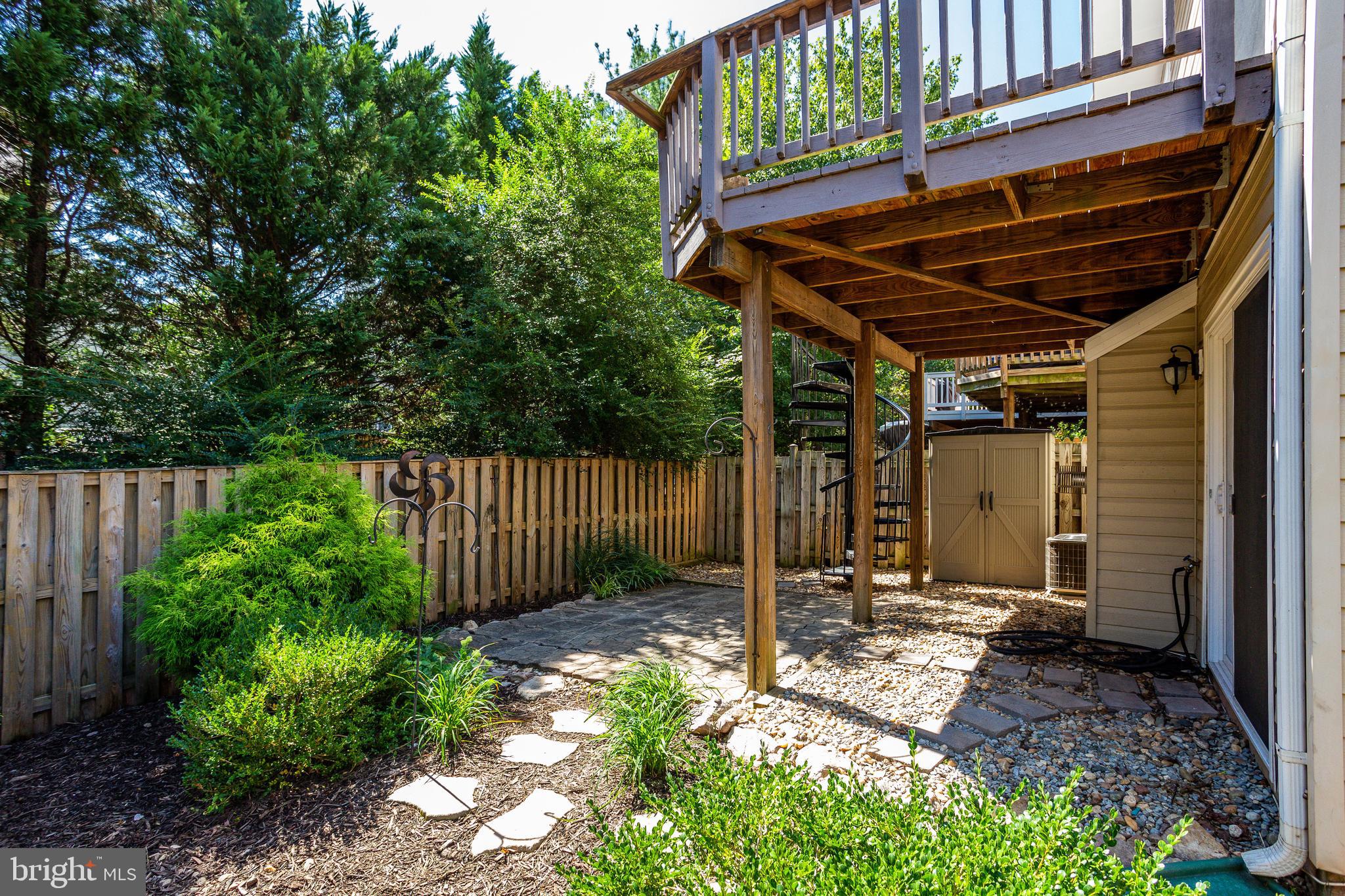 GREAT FALLS CHASE - Residential