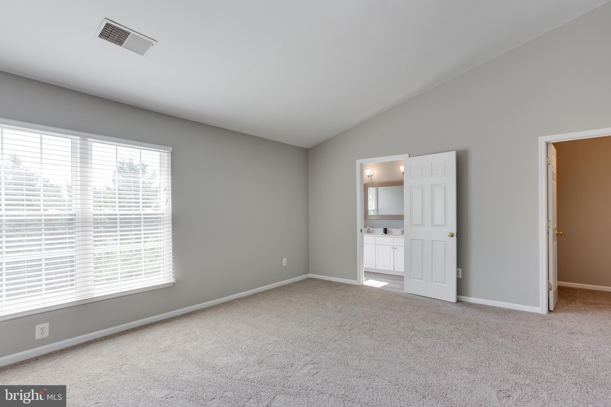 GREAT FALLS CHASE - Residential