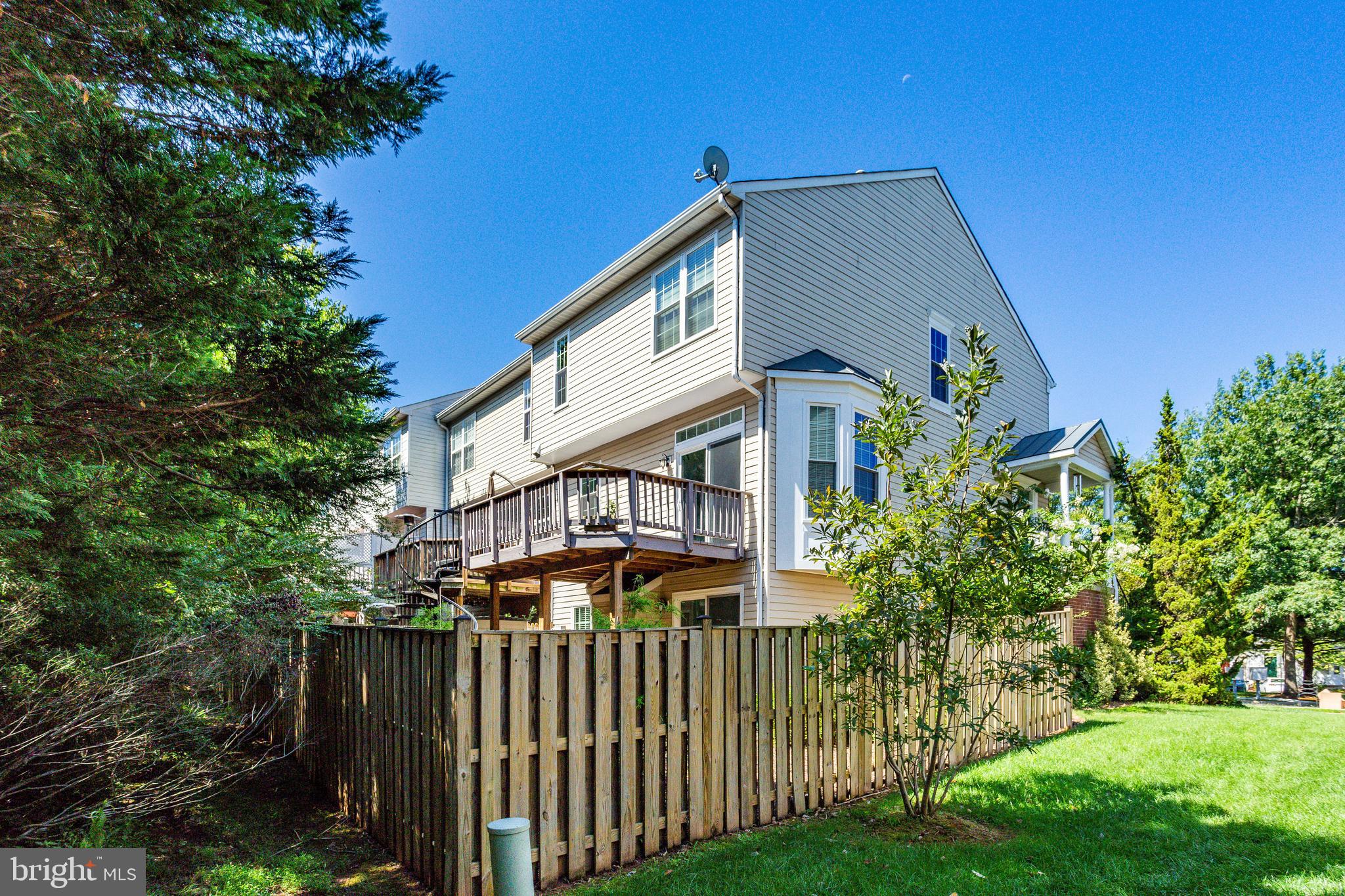 GREAT FALLS CHASE - Residential