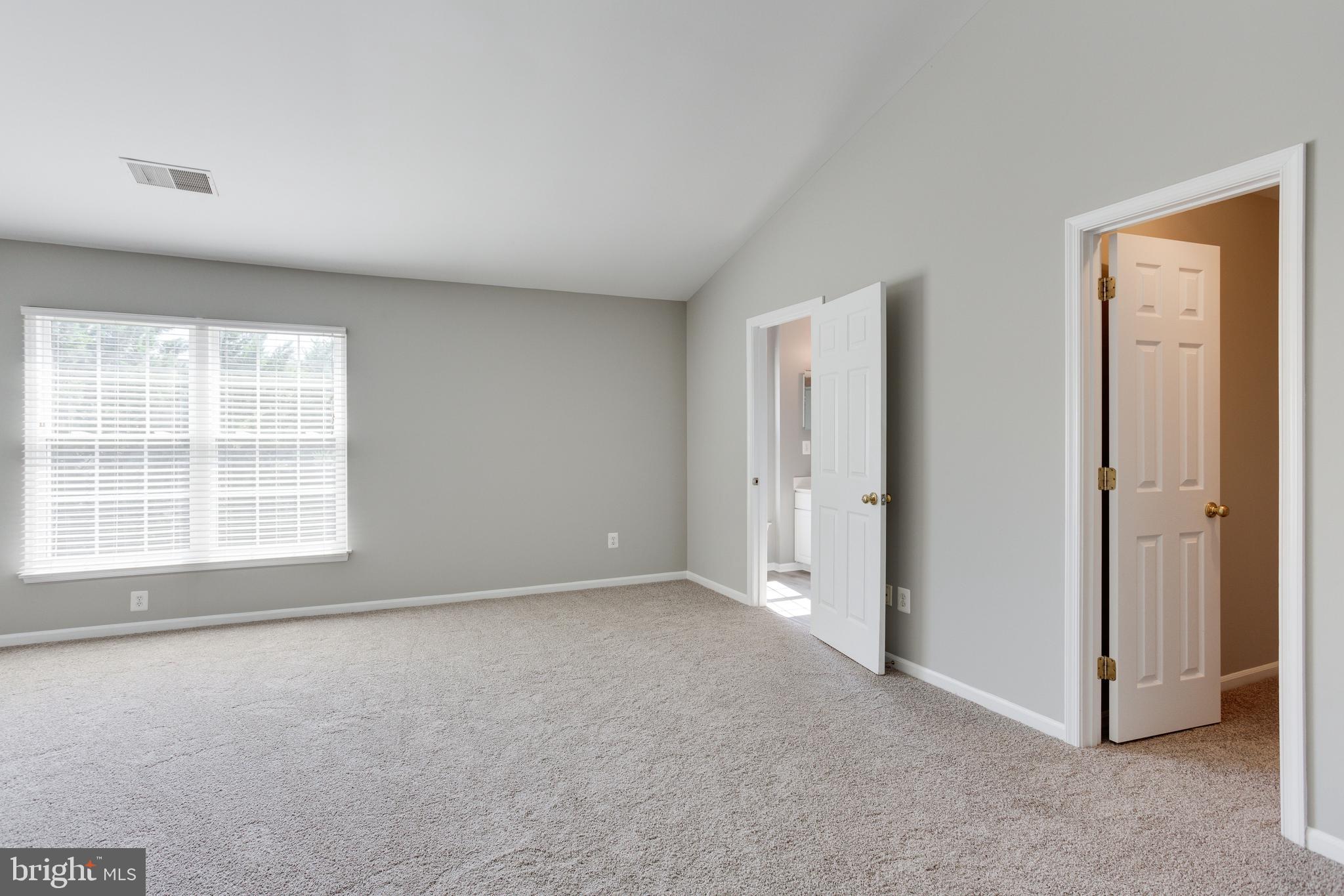 GREAT FALLS CHASE - Residential