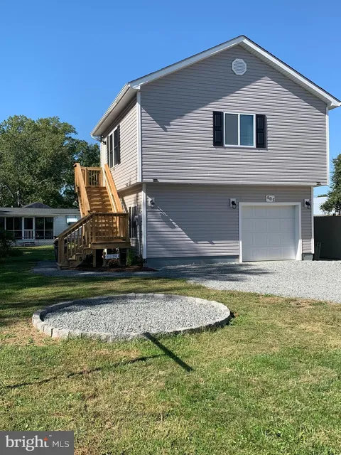 405 Marshall Avenue, Colonial Beach, VA MLS: VAWE2008288