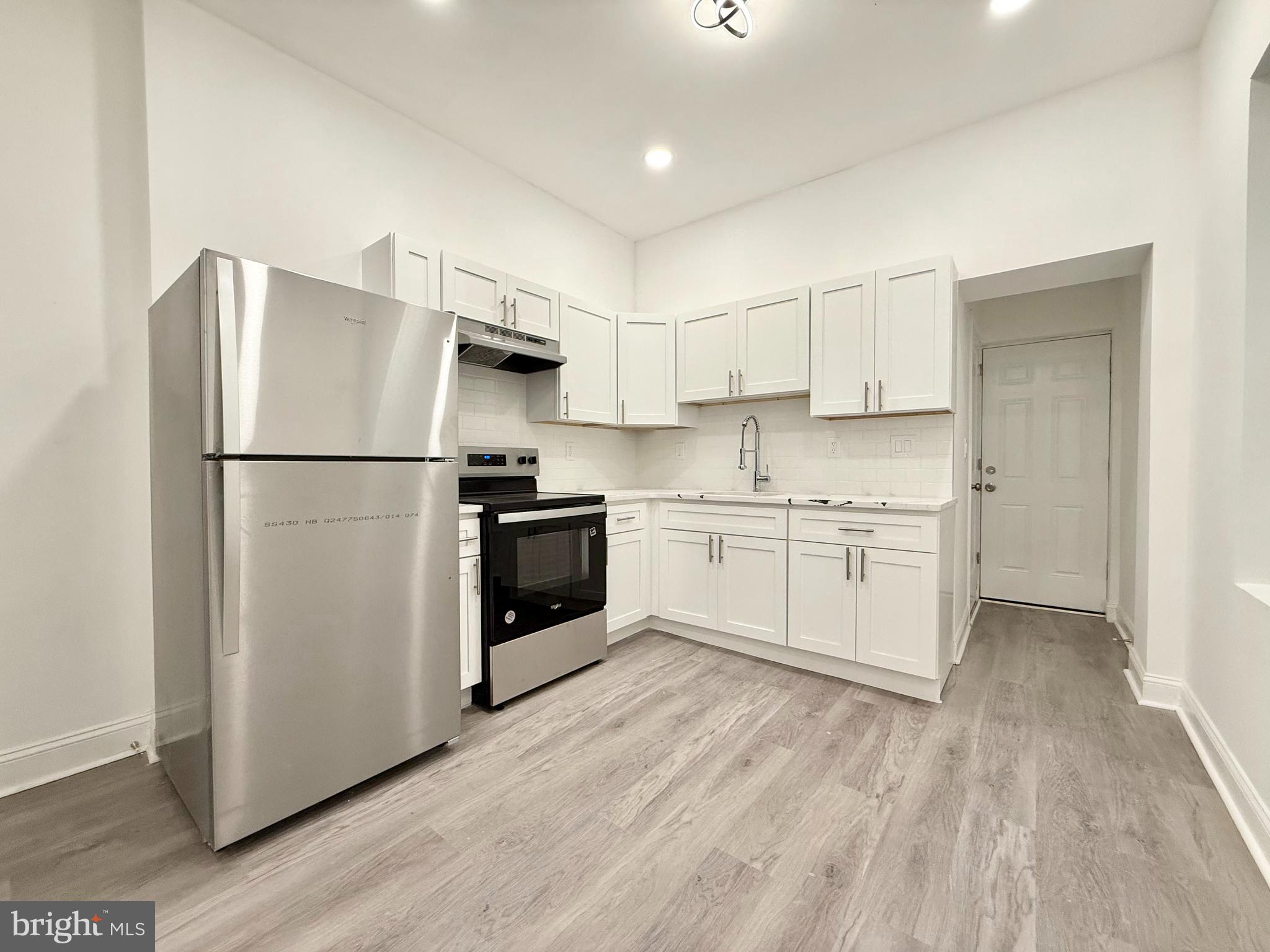 CARROLL PARK - Residential Lease