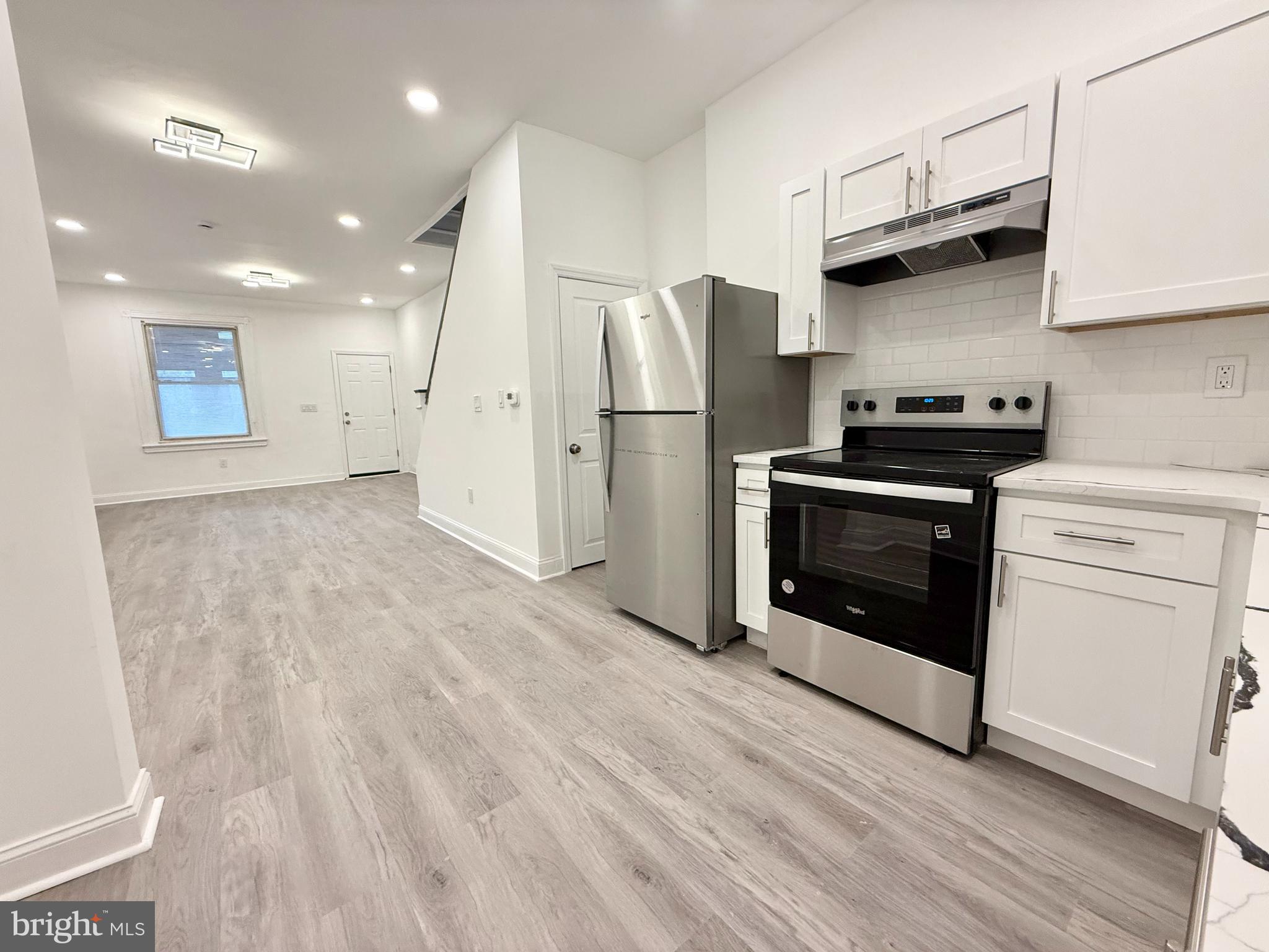 CARROLL PARK - Residential Lease