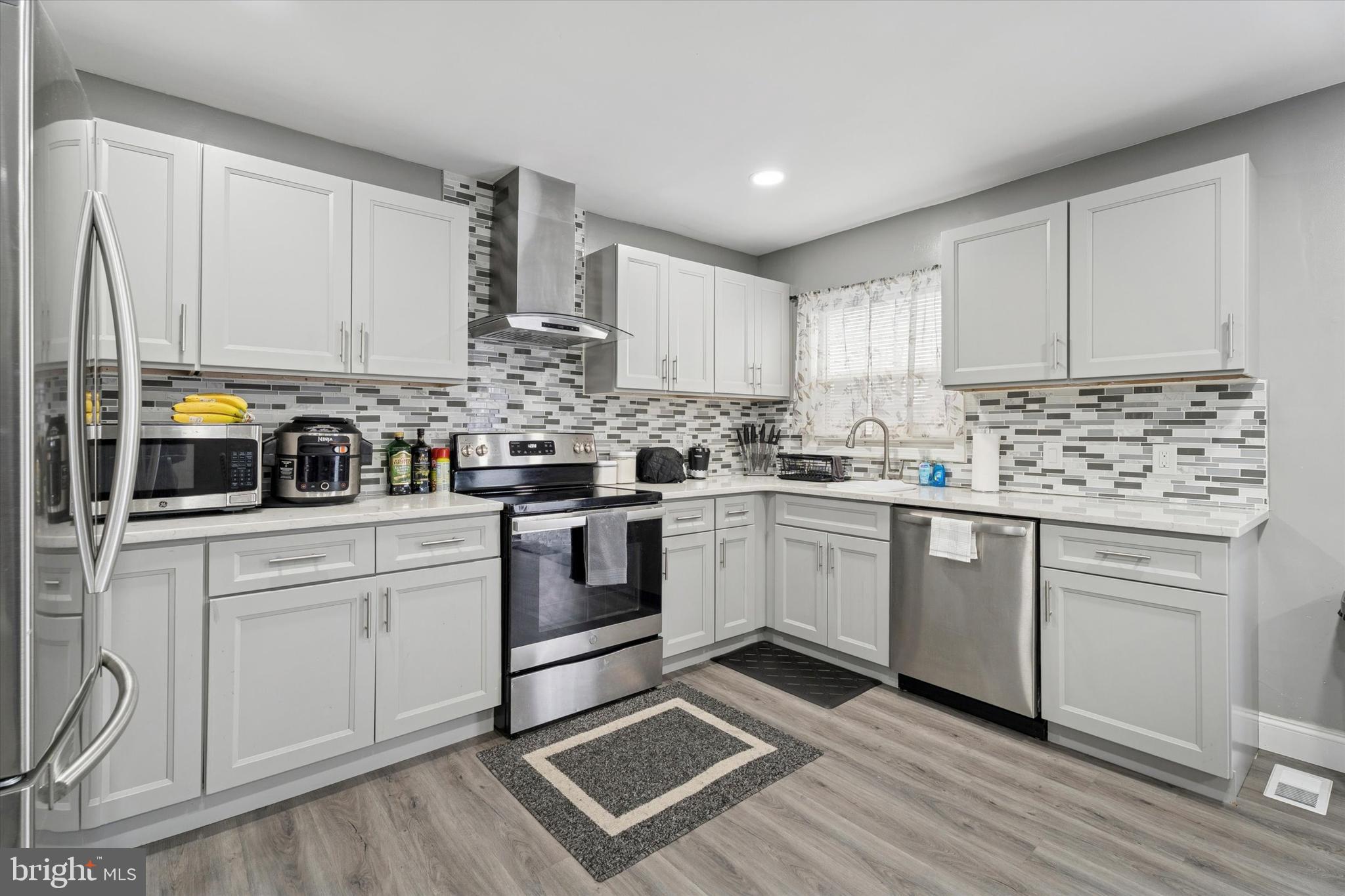 CEDARBROOK - Residential