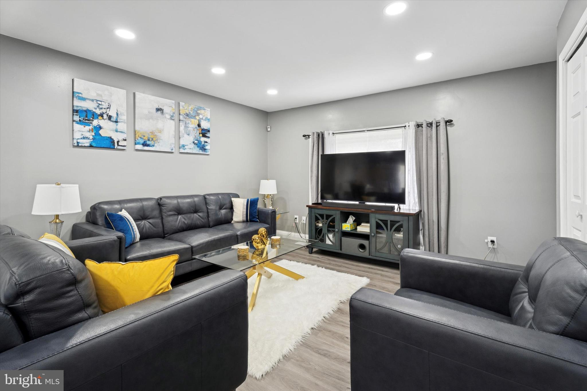 CEDARBROOK - Residential