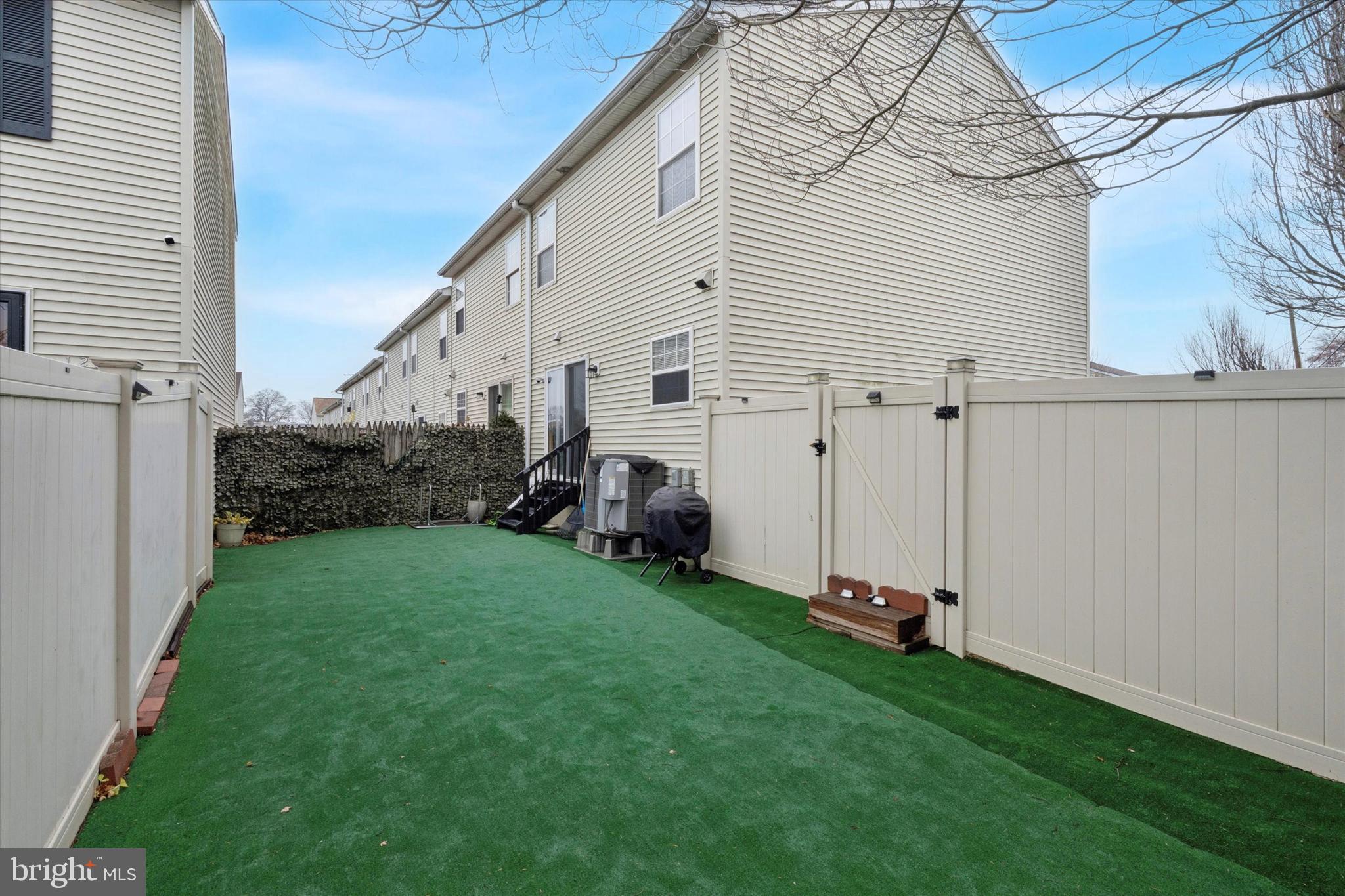 CEDARBROOK - Residential