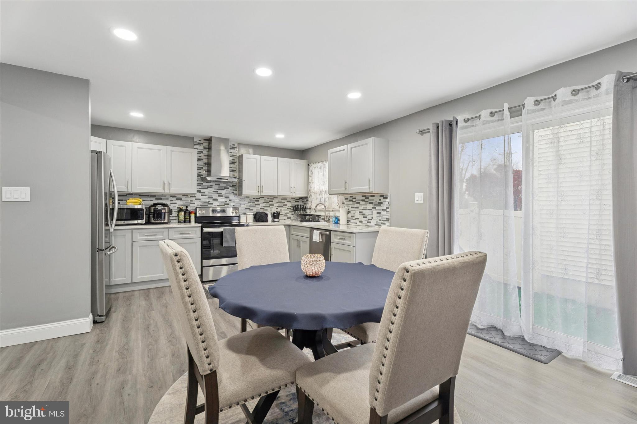 CEDARBROOK - Residential