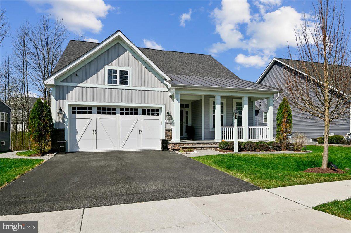 PONDVIEW - Residential