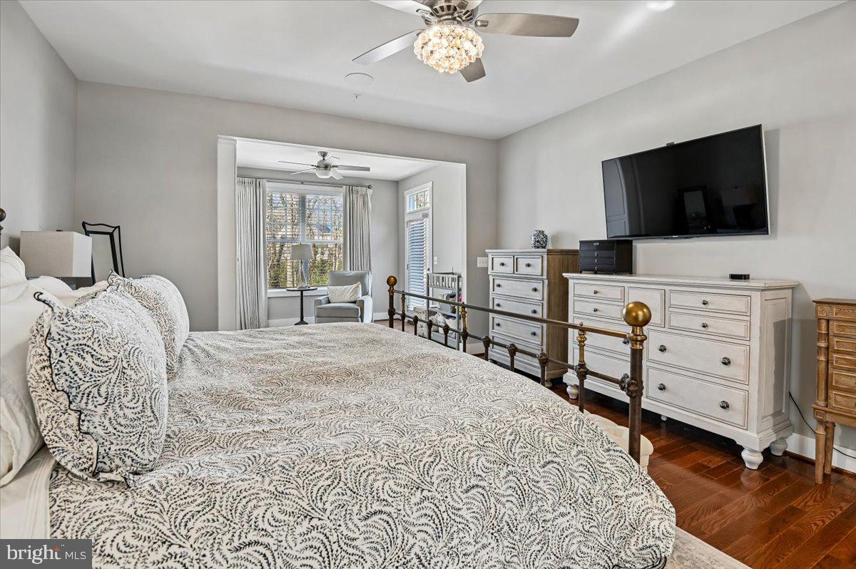 PONDVIEW - Residential