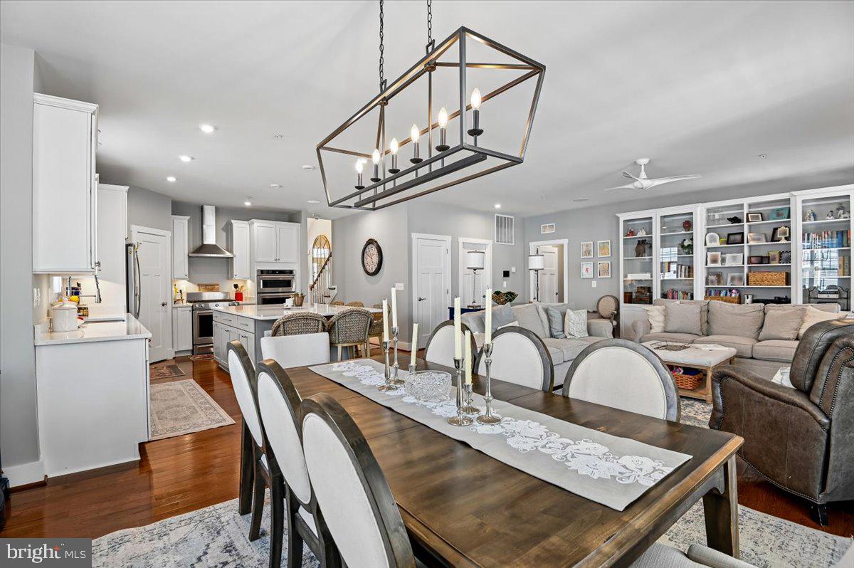 PONDVIEW - Residential