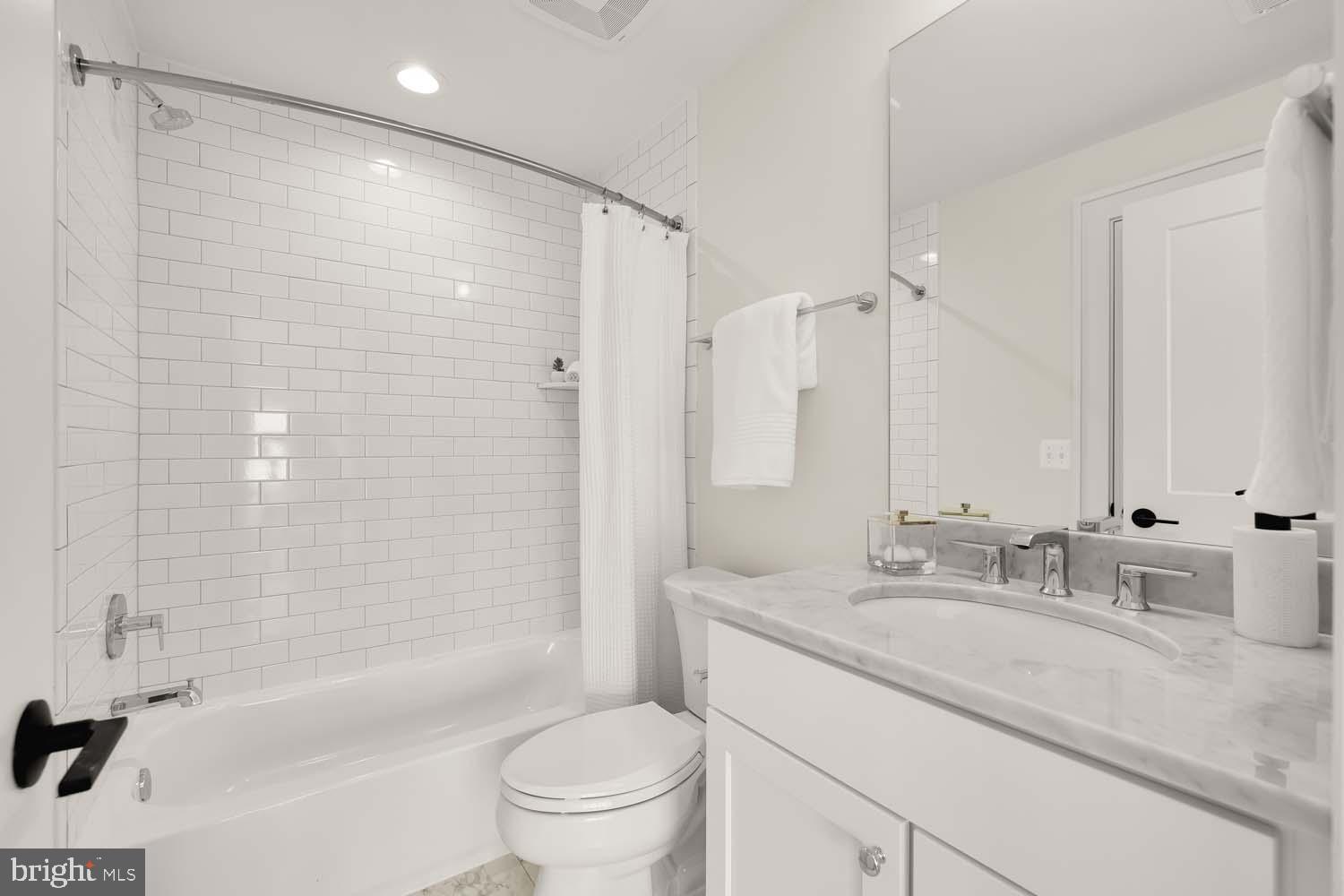 BALLSTON - Residential