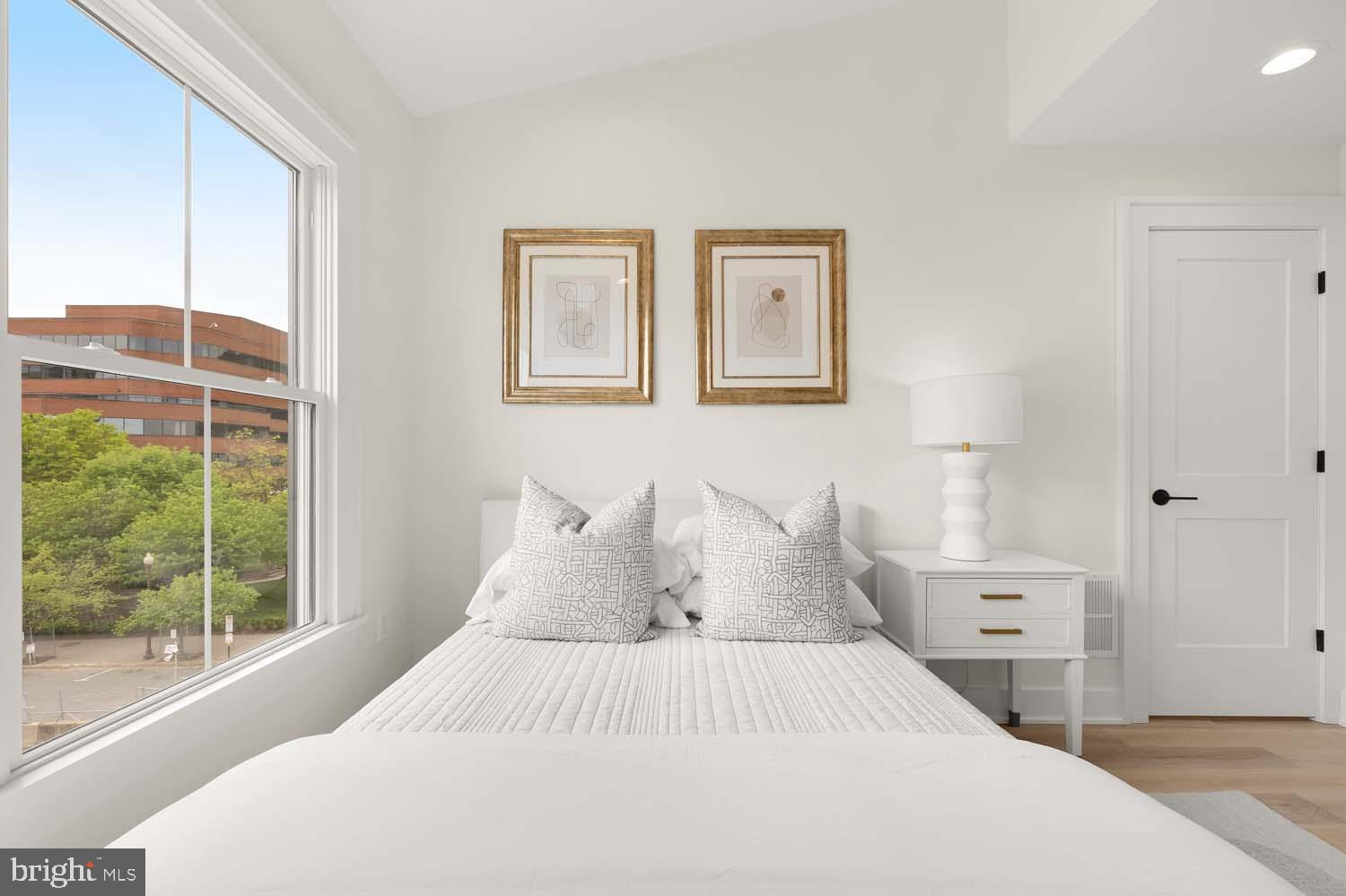 BALLSTON - Residential