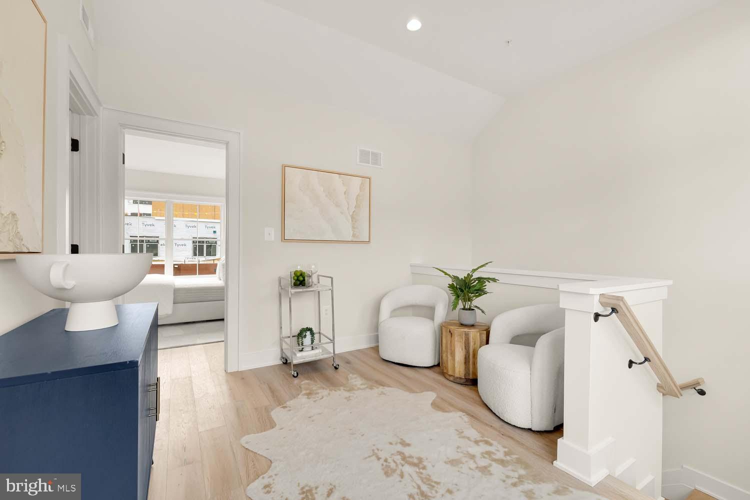 BALLSTON - Residential