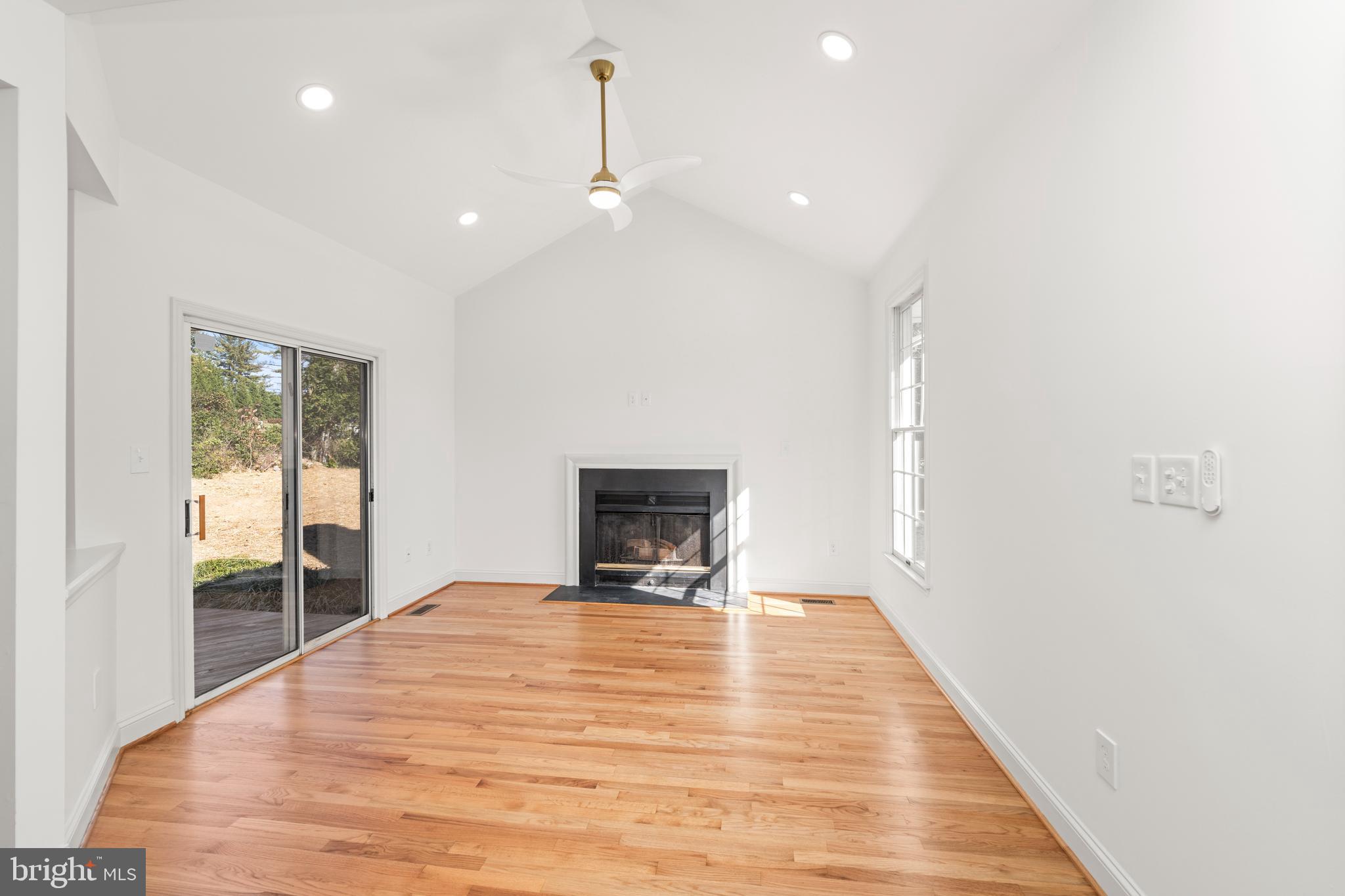 THE WILLOWS OF RUXTON - Residential