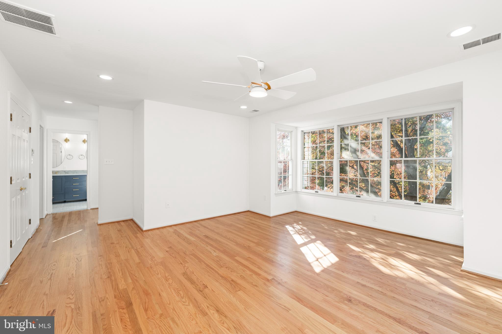 THE WILLOWS OF RUXTON - Residential