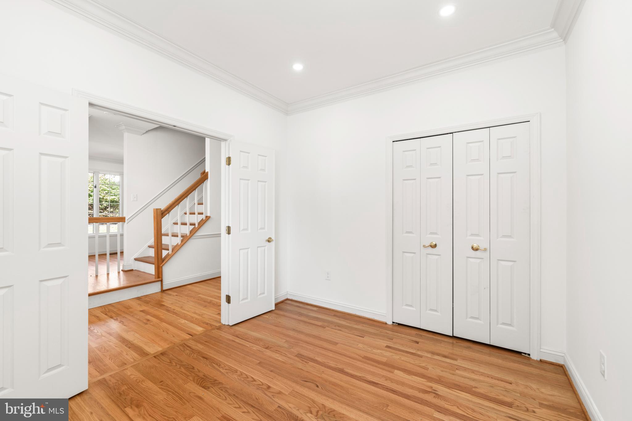 THE WILLOWS OF RUXTON - Residential