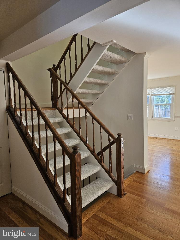 BURKE CENTRE - Residential