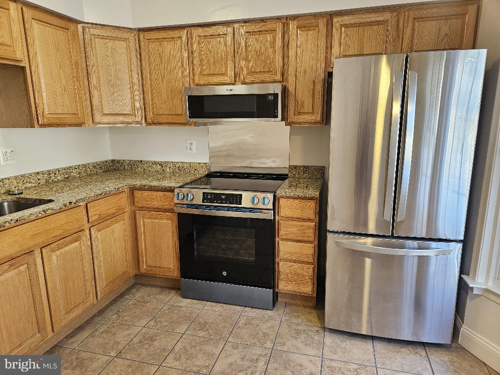 BURKE CENTRE - Residential