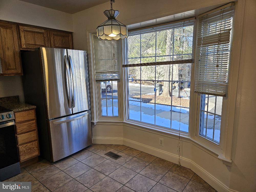 BURKE CENTRE - Residential