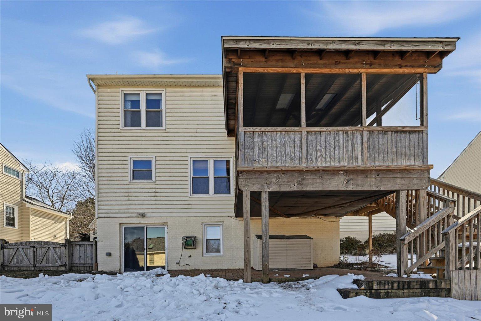 ENVIRONS - Residential