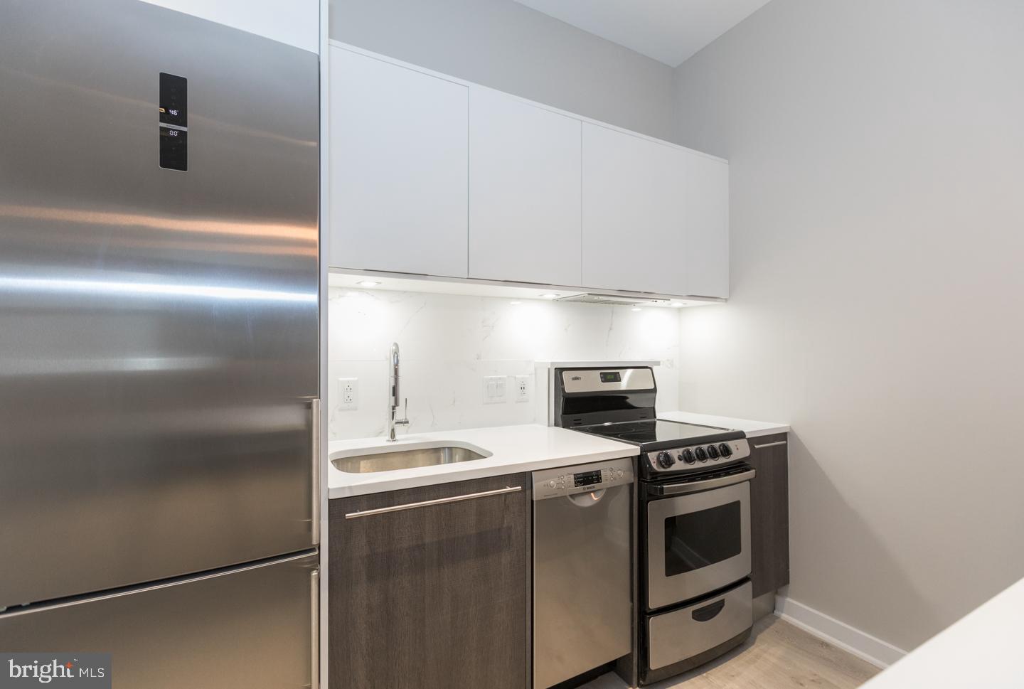 CENTER CITY - Residential Lease