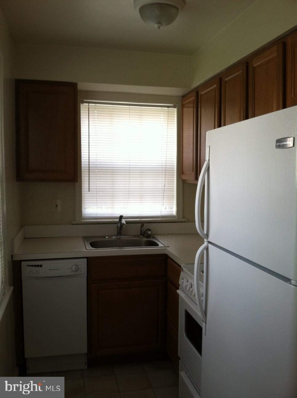 HUNTING CREEK - Residential Lease