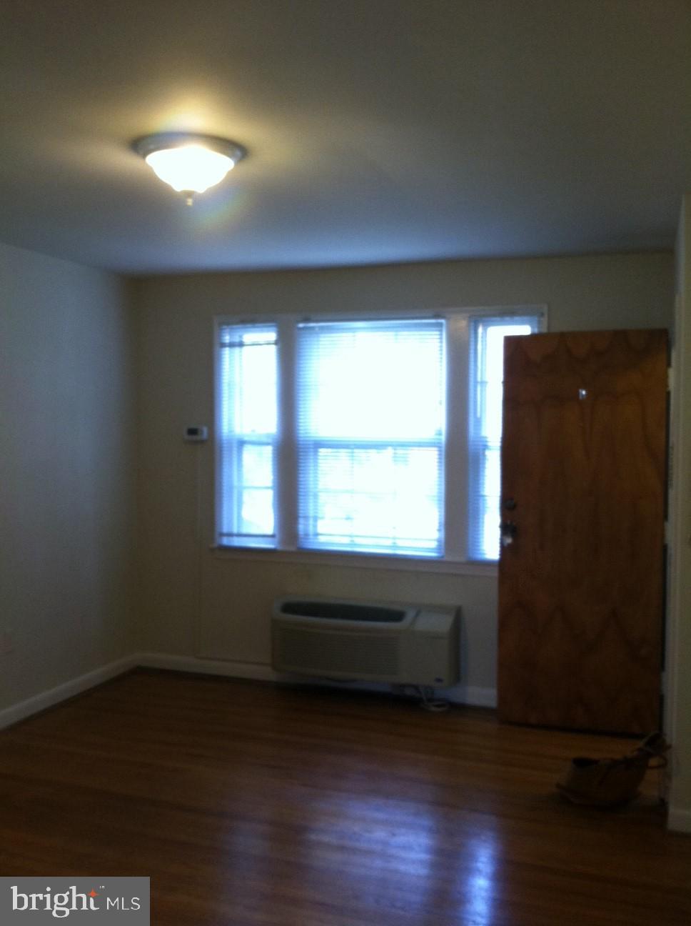 HUNTING CREEK - Residential Lease