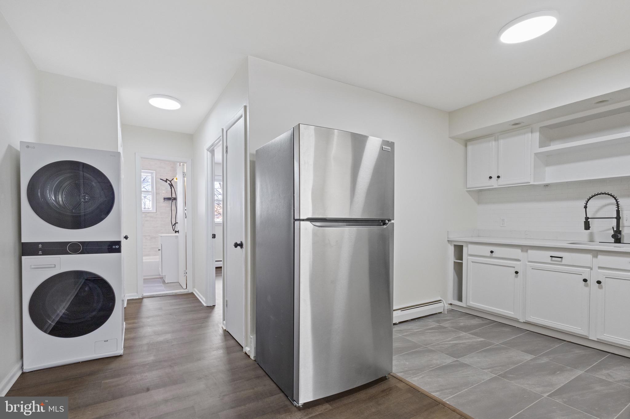 ROXBOROUGH - Residential Lease