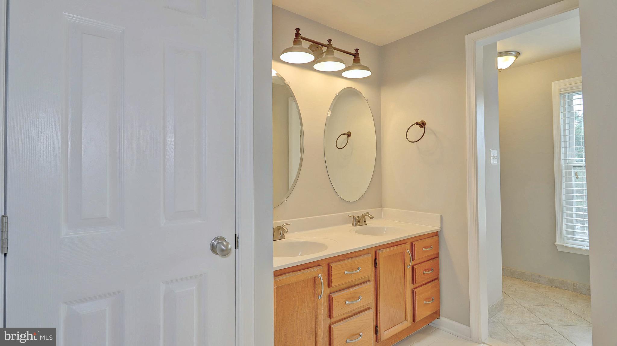 WHISPERHILL - Residential