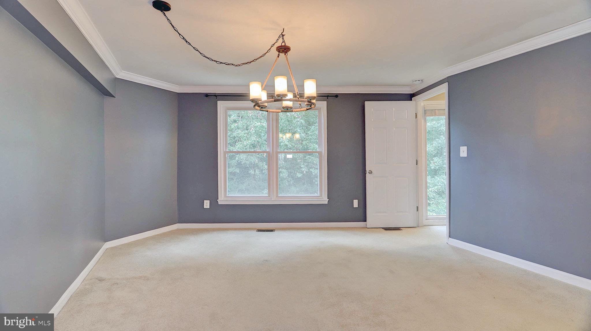 WHISPERHILL - Residential