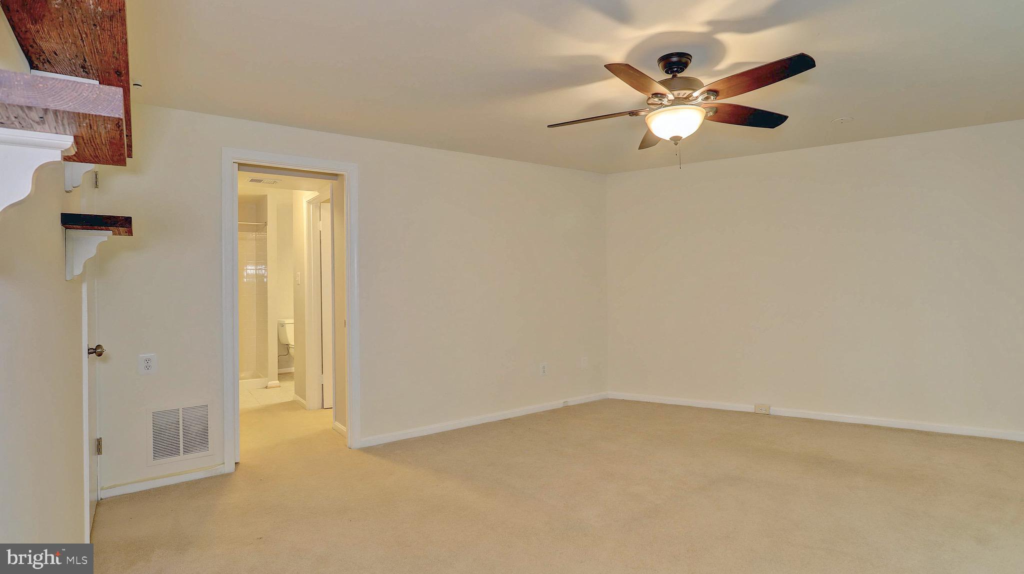 WHISPERHILL - Residential