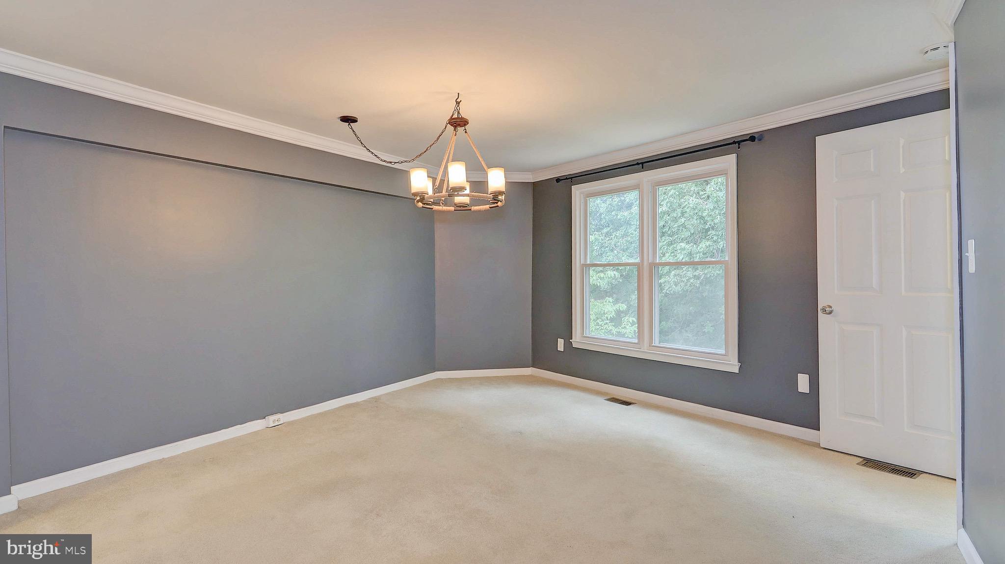 WHISPERHILL - Residential