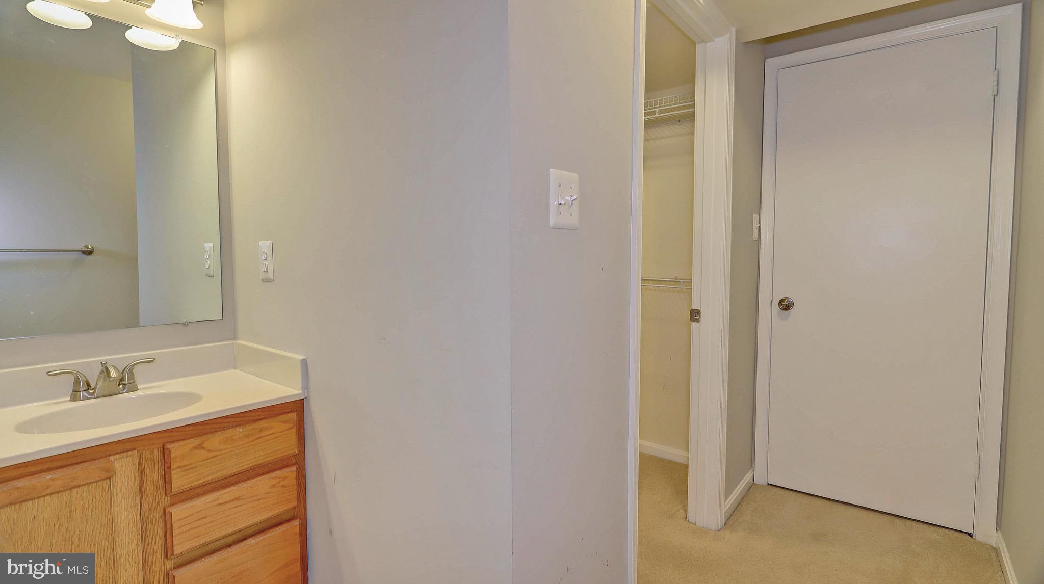 WHISPERHILL - Residential