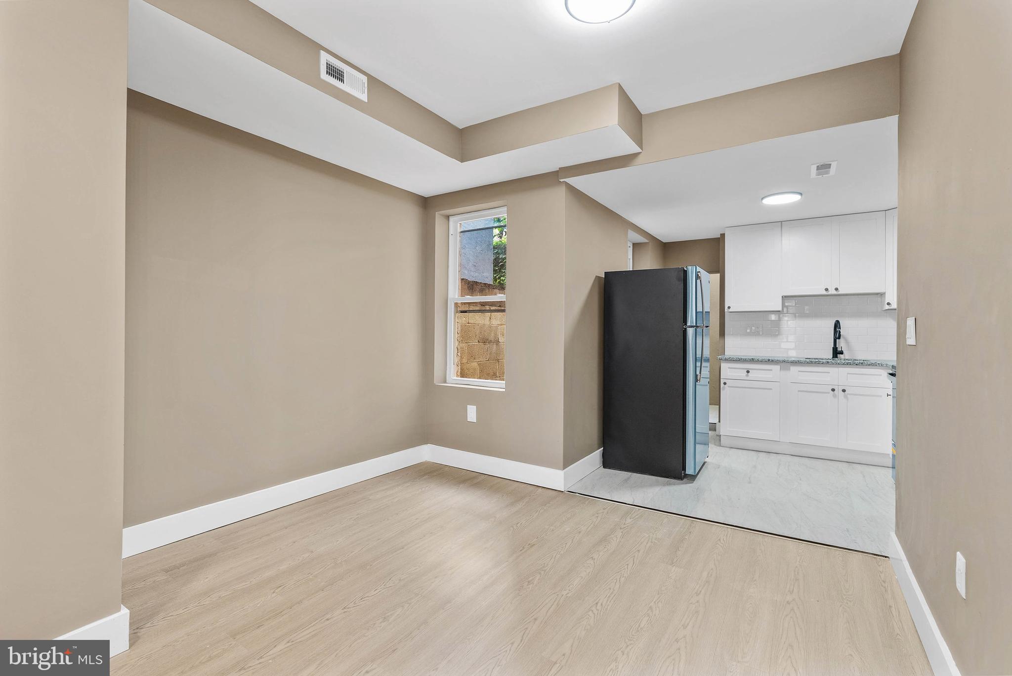 SHARSWOOD - Residential Lease