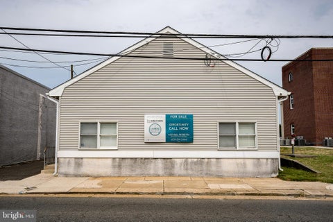 Photo of 717 Shore Road, SOMERS POINT, NJ 08244 (MLS # NJAC2024774)