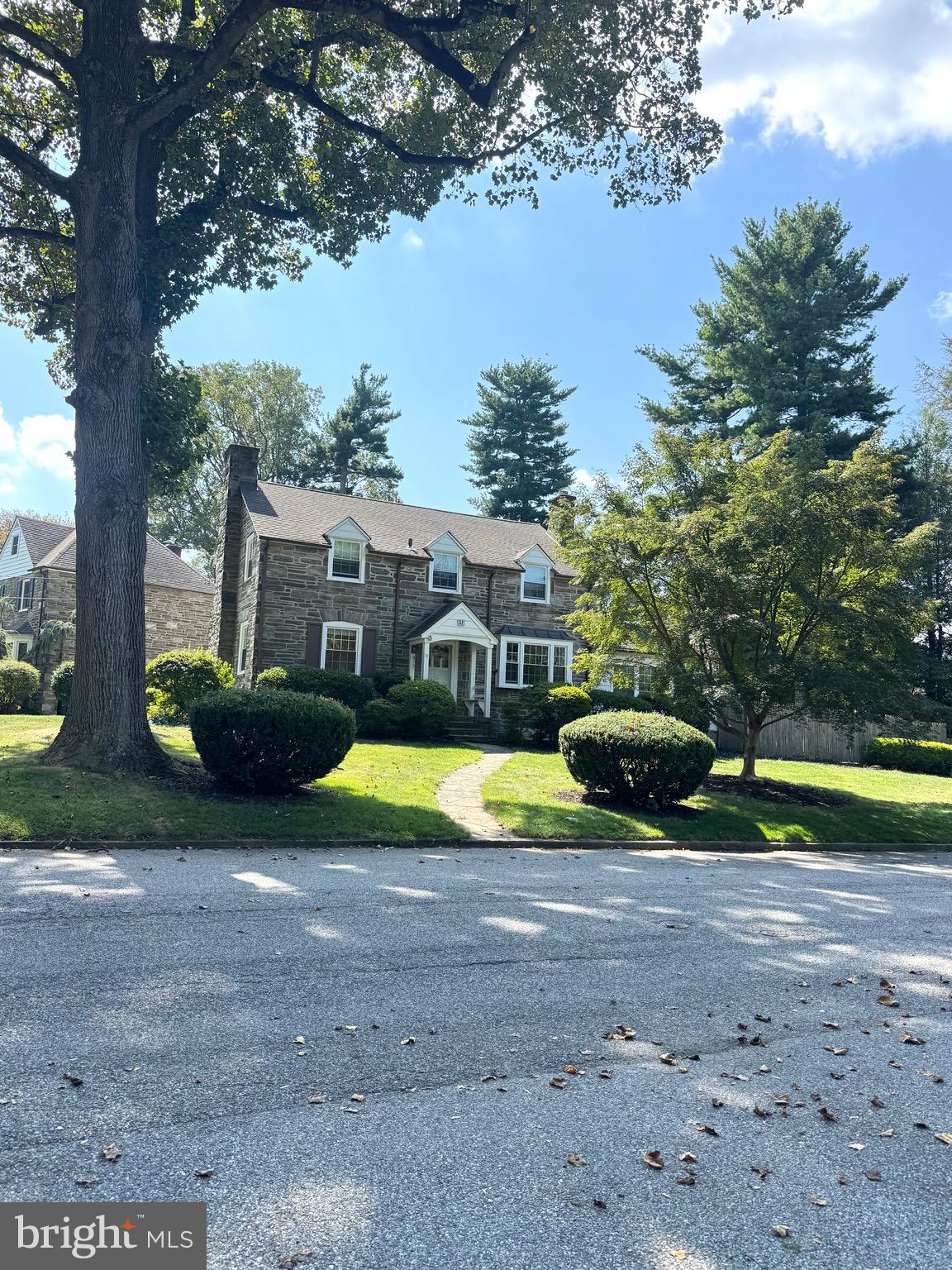 COLLEGE PARK - Residential