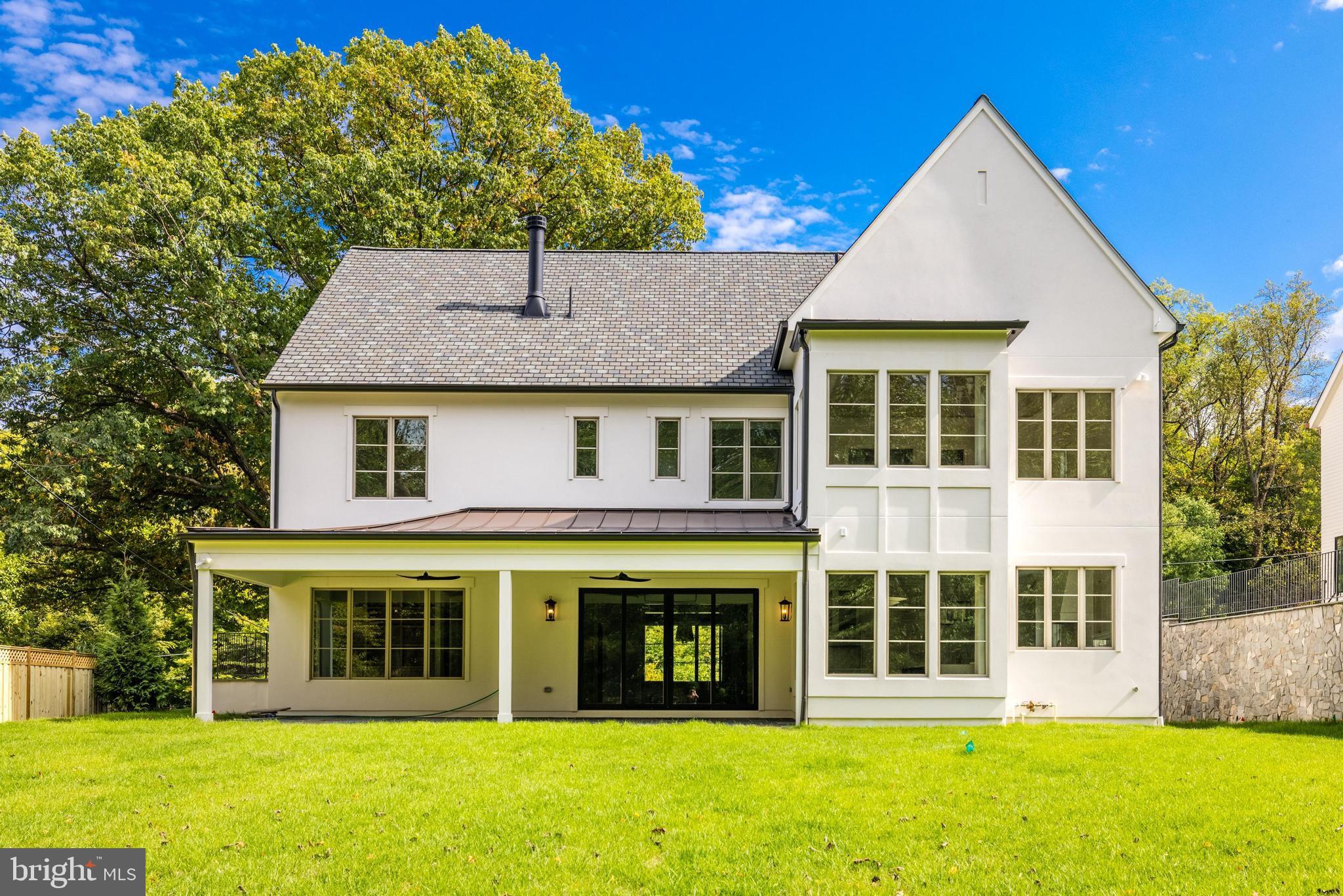 FOREST HILLS - Residential