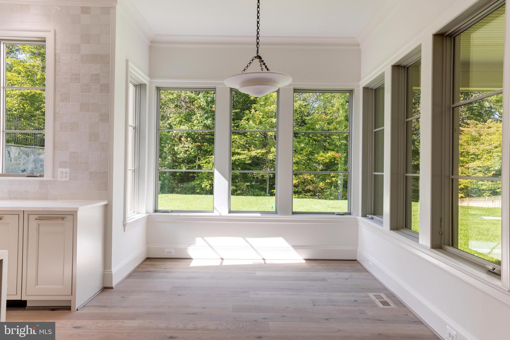 FOREST HILLS - Residential