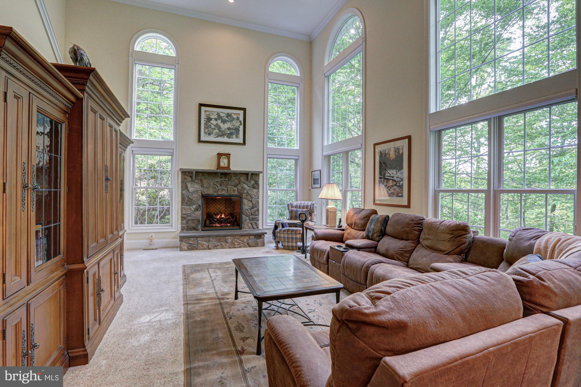 WOODCREST - Residential