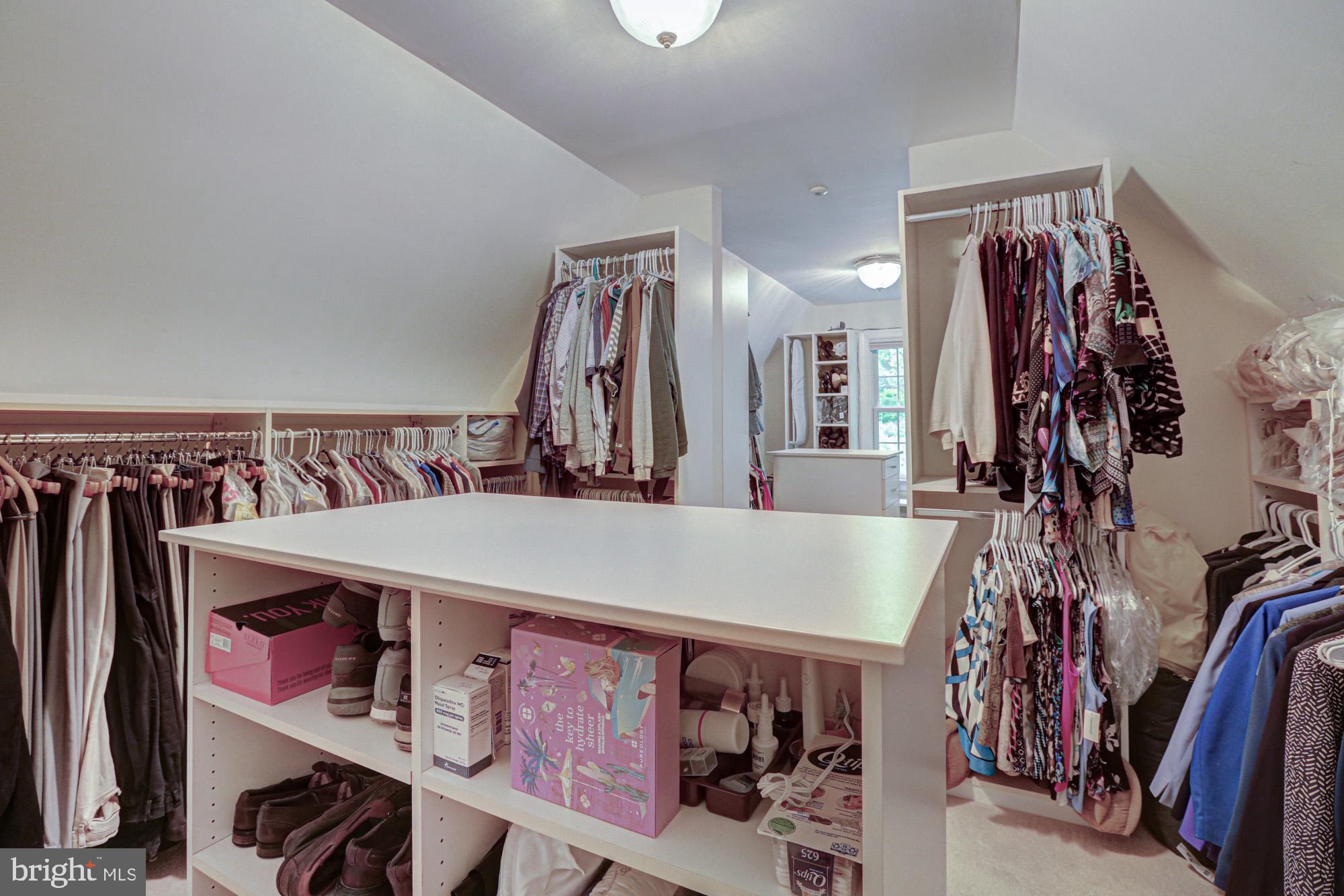 WOODCREST - Residential