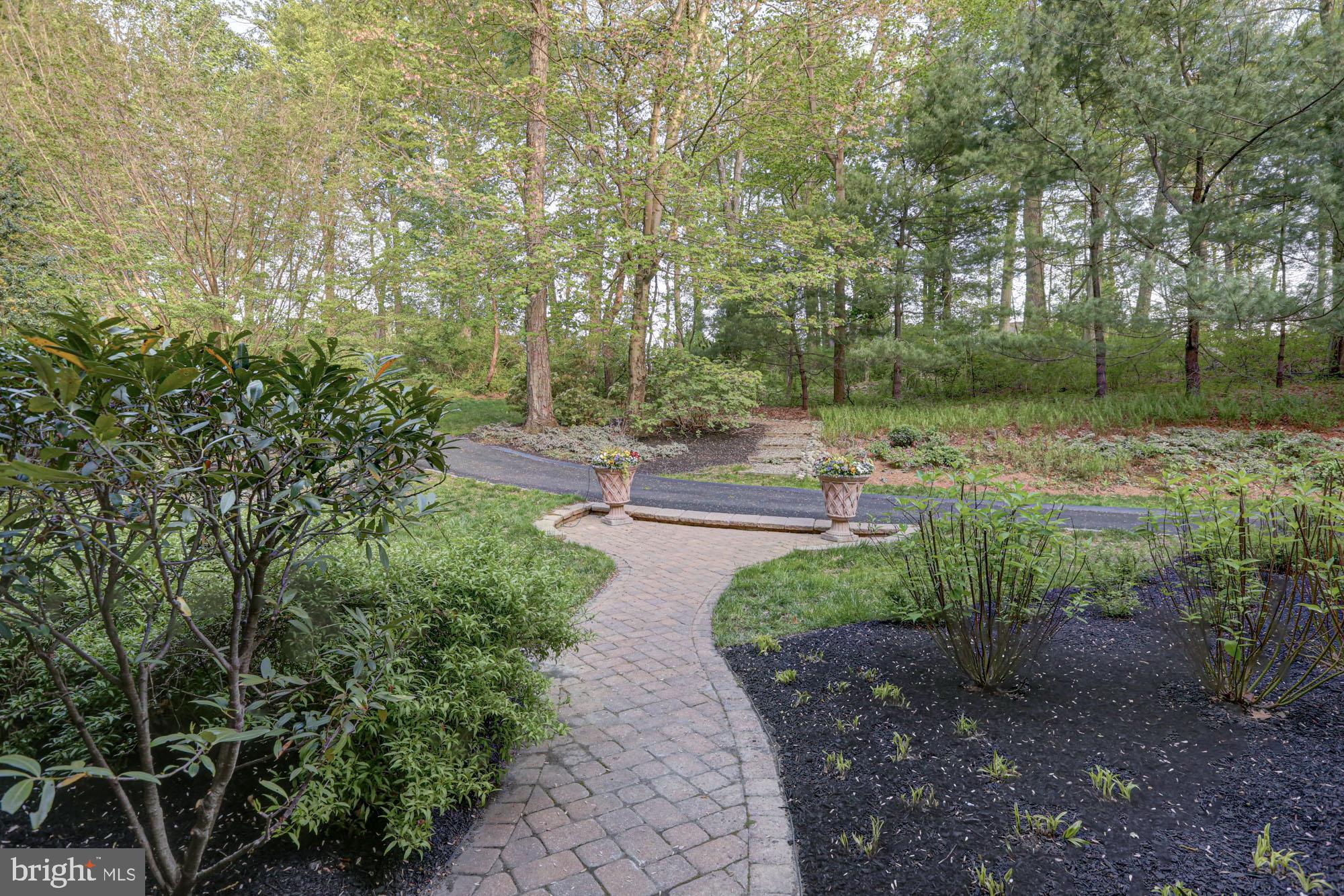 WOODCREST - Residential