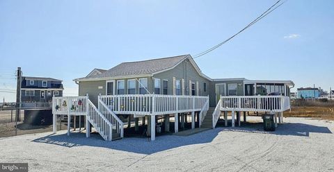 Photo of 1022 S Green Street, TUCKERTON, NJ 08087 (MLS # NJOC2038208)