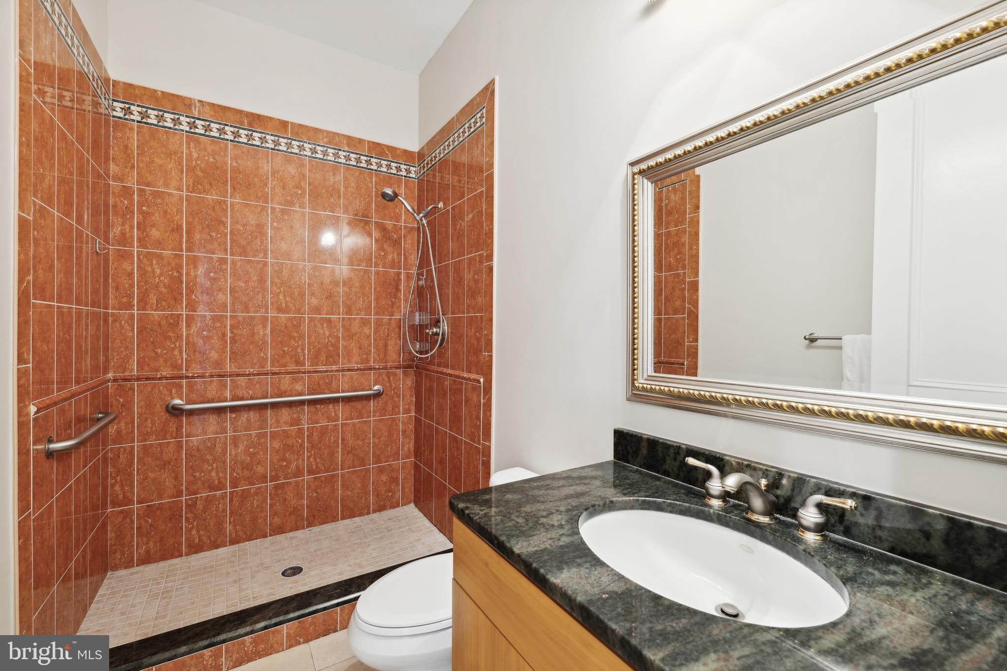 POTOMAC OUTSIDE - Residential